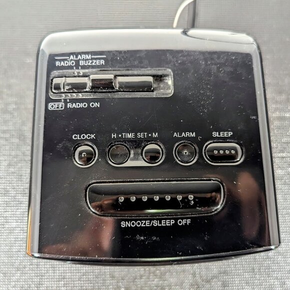 Vintage Sony Dream Machine ICF-C121 Alarm Clock Radio Black - WORKING! - Picture 2 of 6
